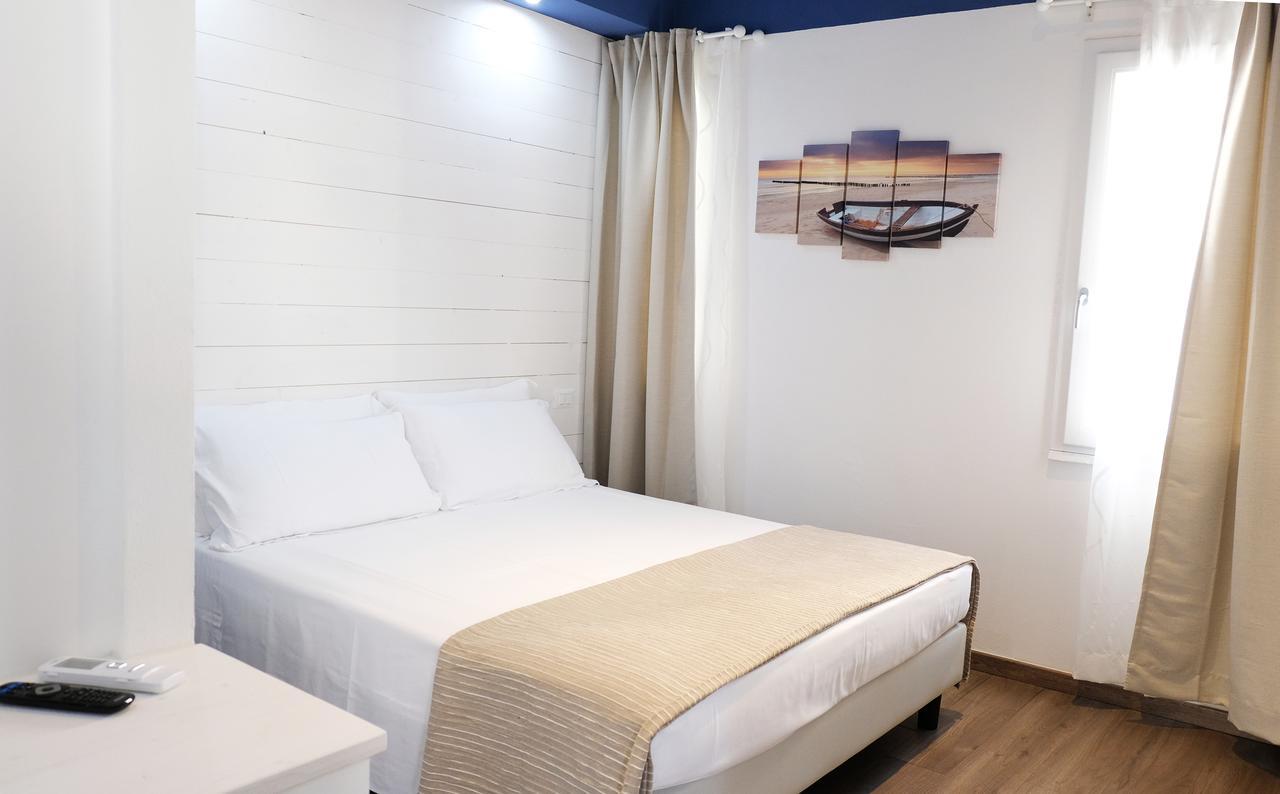 Hotel Della Contrada Marina di Cecina Extérieur photo