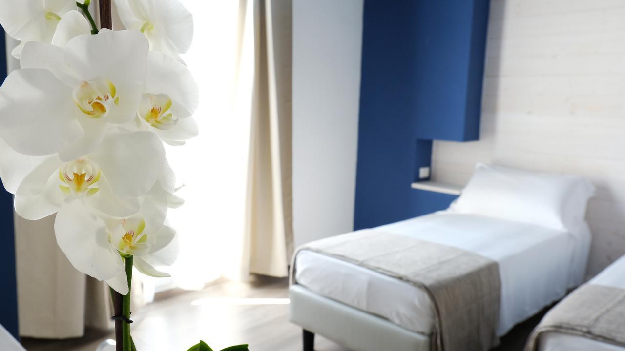 Hotel Della Contrada Marina di Cecina Extérieur photo